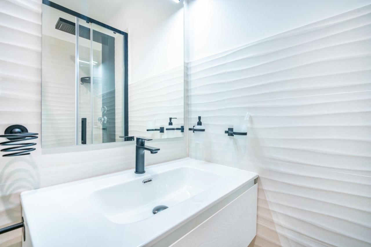 Sunscape Rooms Cagliari City Center Εξωτερικό φωτογραφία