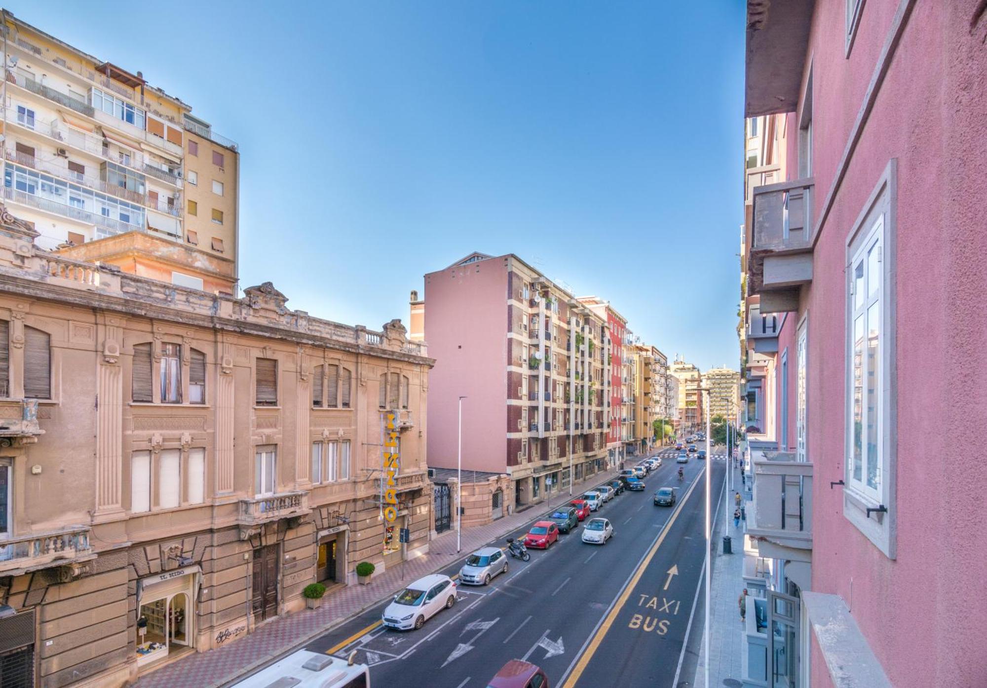 Sunscape Rooms Cagliari City Center Εξωτερικό φωτογραφία
